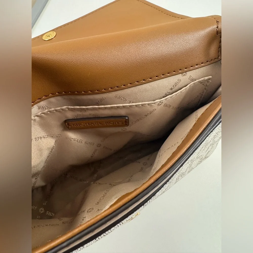 Michael Kors Crossbody